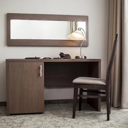 Wieniawa 4* Wrocław