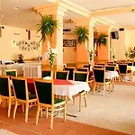 Four Points By Sheraton Hotel 4*