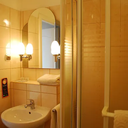 Four Points By Sheraton Hotel