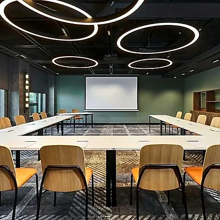 Four Points By Sheraton Hotel